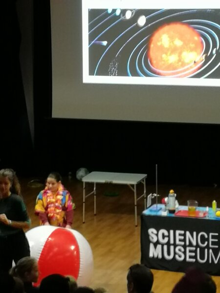 Image of Year 6: Science React Show!